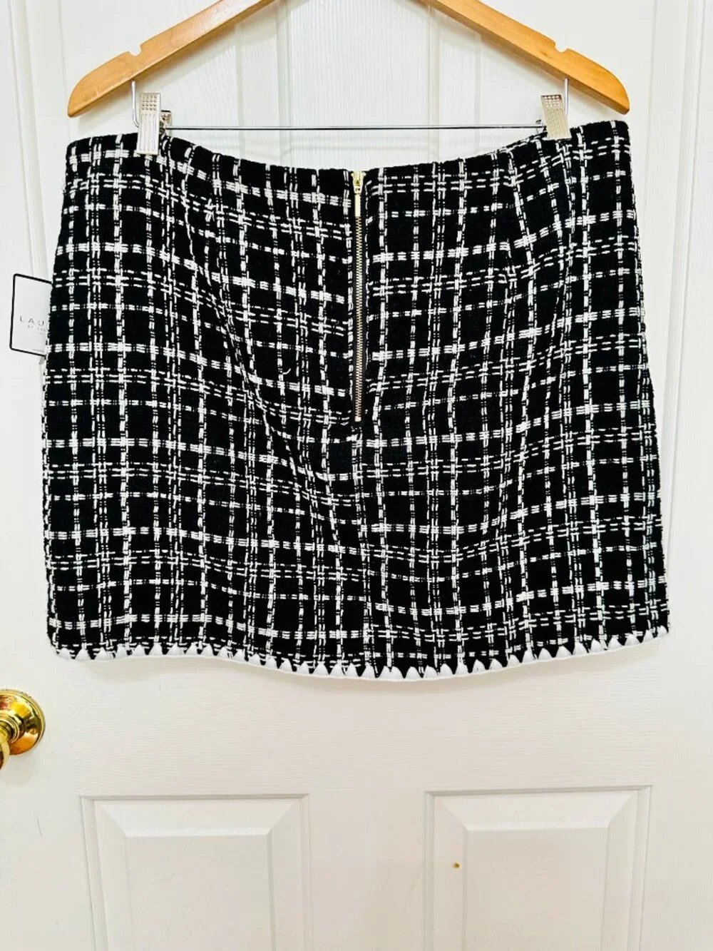 LAUNDRY BY SHELLI SEGAL BLACK AND WHITE PLAID TWEED MINI SKIRT XL $79